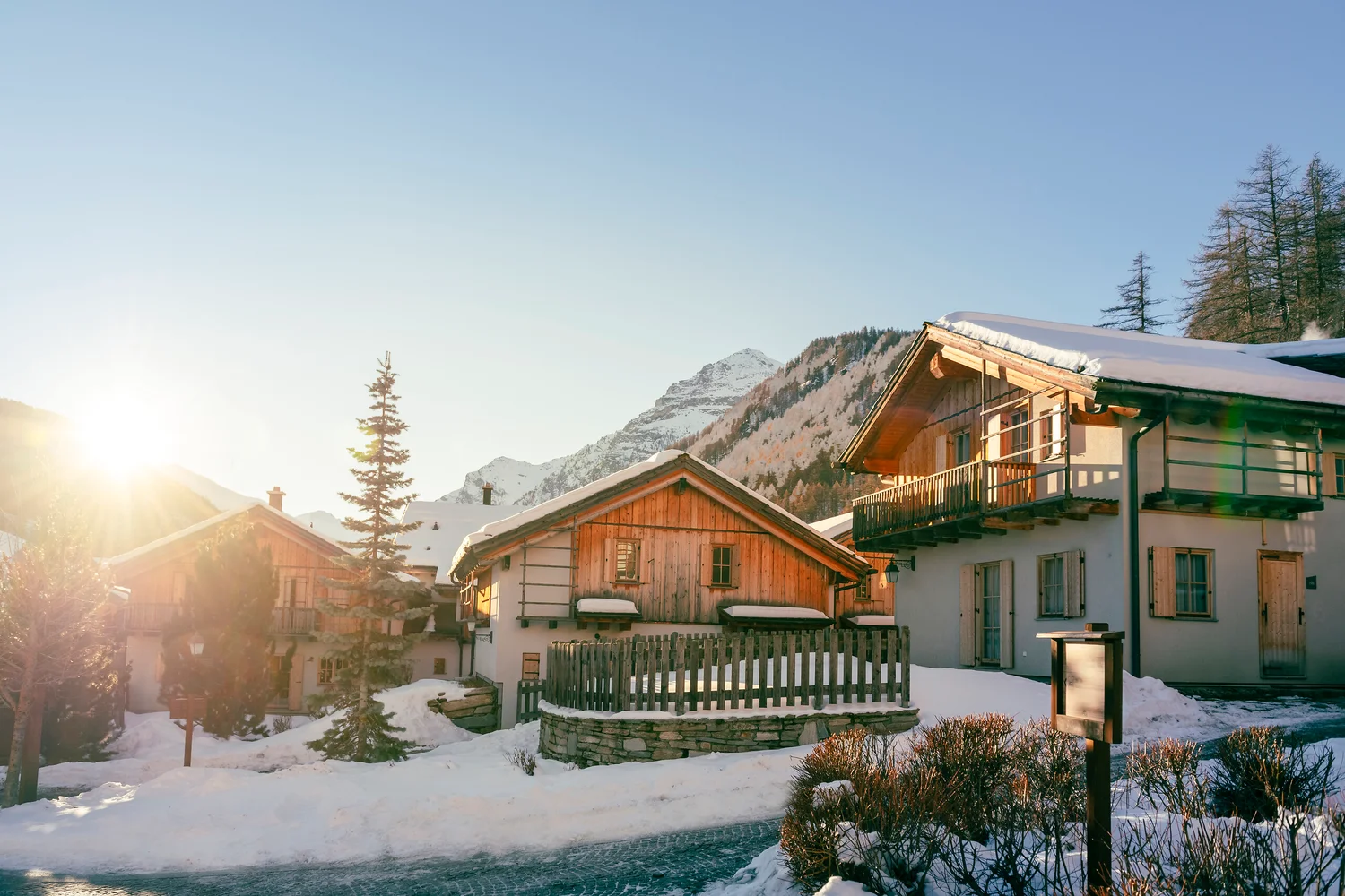 Деревня Club Med Pragelato Sestriere зимой