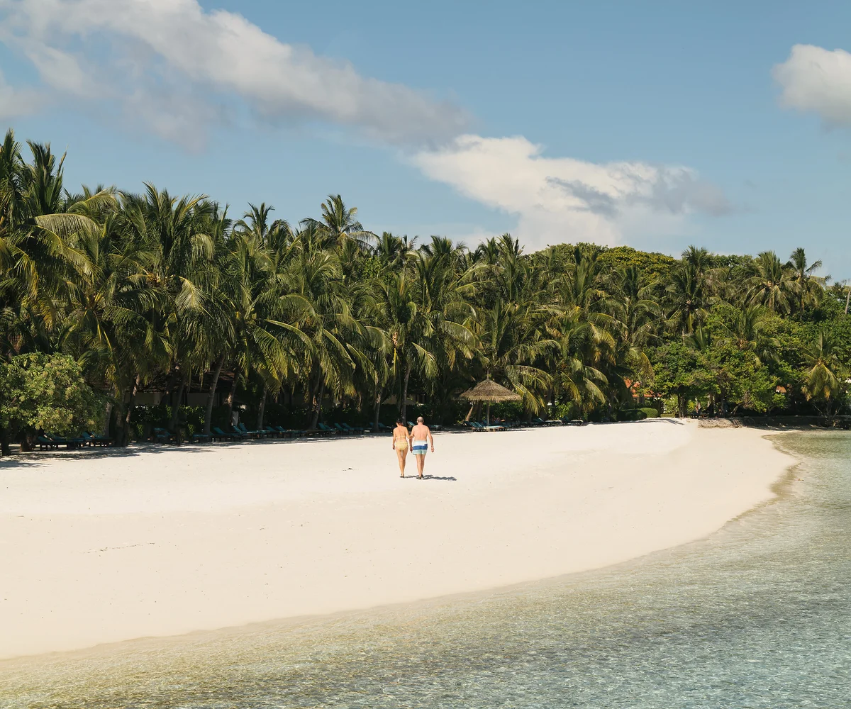 Белоснежный пляж Club Med Kani