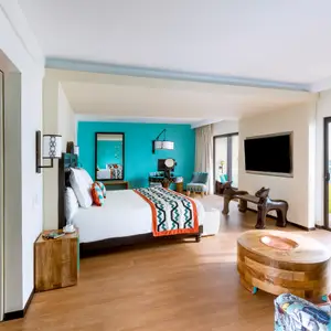 Exclusive Collection Space, Suite - Sea View