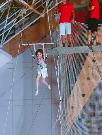 Scuola di trapezio e attività circense