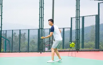 Tennis