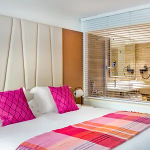 Exclusive Collection Space, Family Suite