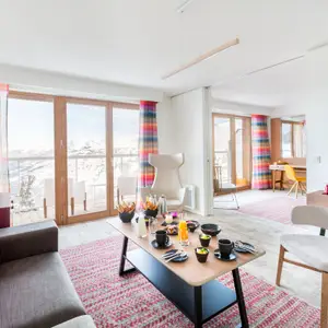 Exclusive Collection Space, Family Suite - Panoramic view