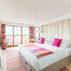 Exclusive Collection Space, Family Suite - Panoramic view