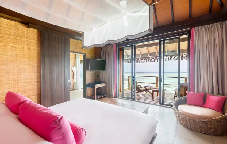 Exclusive Collection Space, Family Overwater Suite – Panoramic View