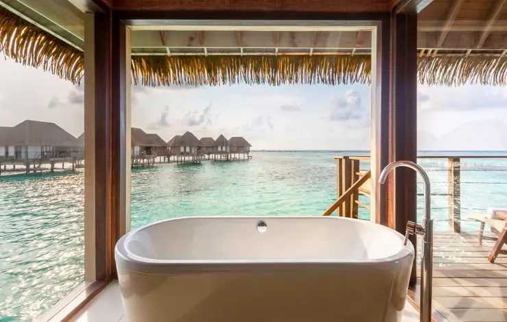 Exclusive Collection Space, Family Overwater Suite