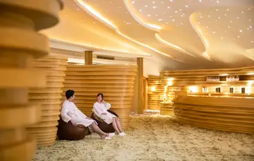 Club Med Spa by  Ahava