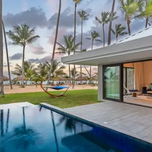 Suite - Oceanfront, Private Pool, King bed, Archipelago