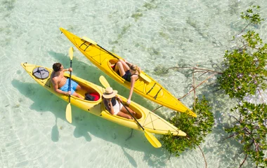 people kayaking
