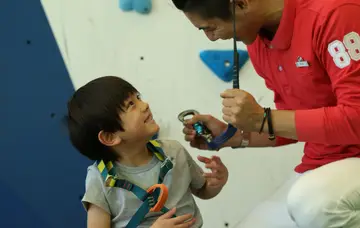 Escalada de pared divertida.