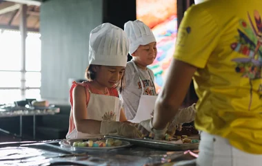 Clase de cocina con niños.