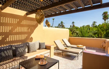 Espacio Exclusive Collection.