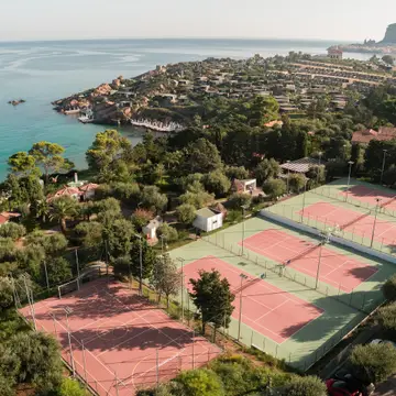 Tennis