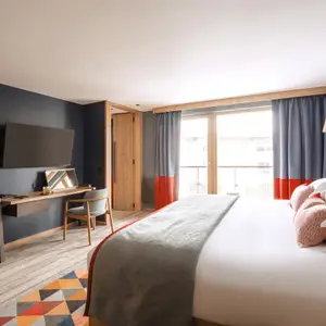 Exclusive Collection Space, Family Suite