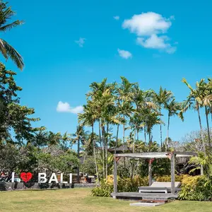 해변과 풀빌라가 어우러진 클럽메드 발리 리조트