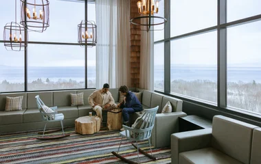 Vista panorâmica do resort Club Med Quebec Charlevoix no inverno.