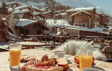Desayuno en los Alpes.