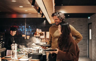 Pareja en el restaurante.