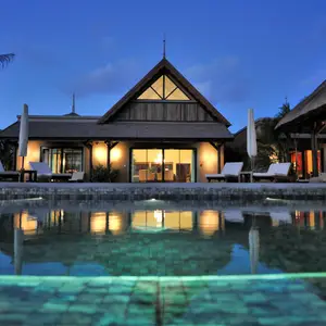 4-bedroom Villa - Garden View
