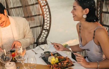 club med finolhu villas dinner on the beach