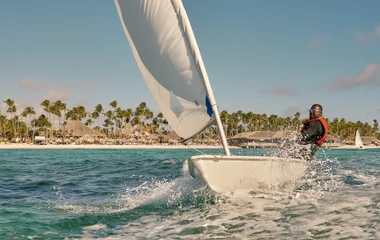 Water sports – Sailing holiday packages