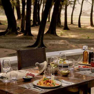 אוכל ומשקאות