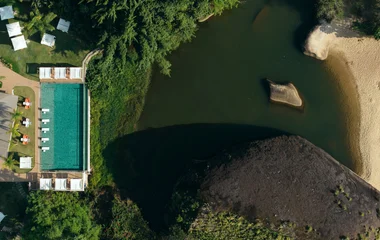 Espacio Exclusive Collection.