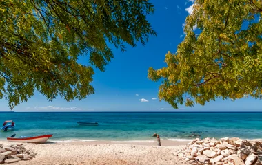 Un lieu d'exception : la Playa Diamante à Cabrera