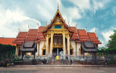 SPIRITUELLER RÜCKZUG IM WAT CHALONG-TEMPEL