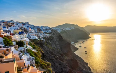 Santorin, la perle volcanique des Cyclades