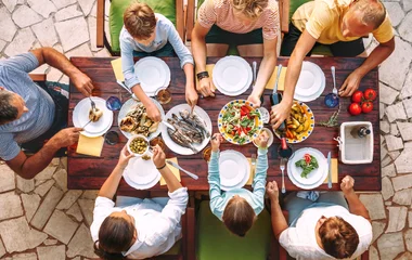 Repas en famille en Croatie