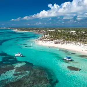 Vista aérea de praia na Republica Dominicana