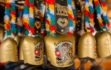 Sino de vaca suíço.