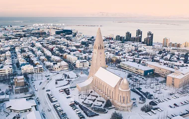 Região na Islândia coberta de neve.