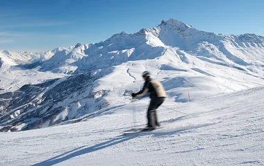 Esquiador em Valmorel