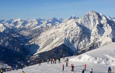 Área de esqui na Via Lattea.