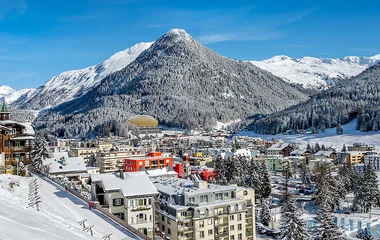 Davos em dia de sol.