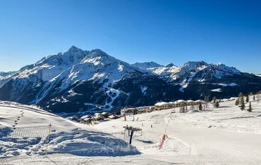 Estação de esqui em La Rosiere.