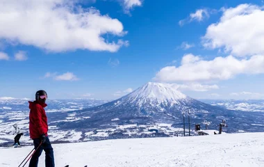 Esquiador em Hokkaido.