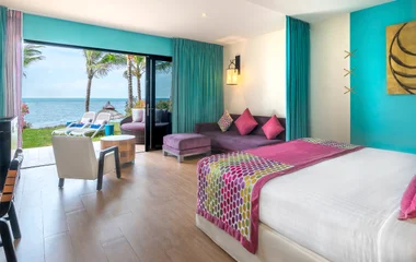 Aguamarina Family room