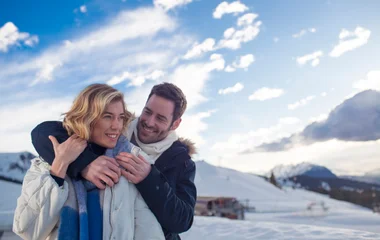 couple ski