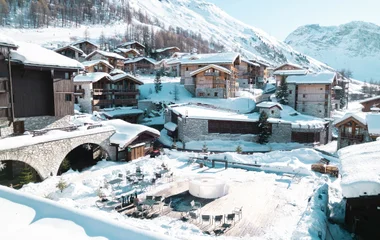 best-luxury-ski-resorts