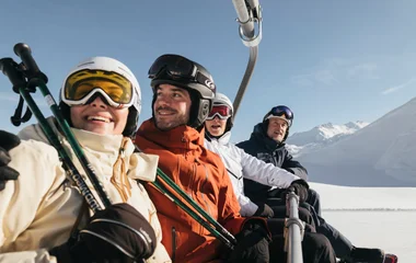group adult ski lessons