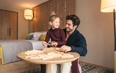 enfant famille chambre resort