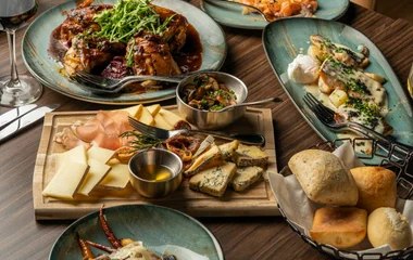 DINNER OF LOCAL FLAVORS