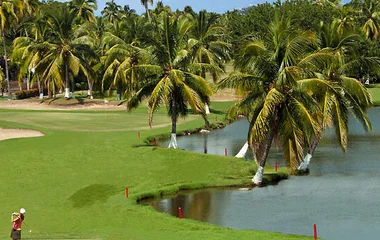 golf resort ixtapa