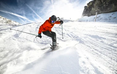 Thrilling slopes & beautiful playgrounds