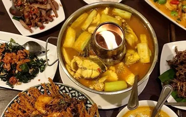 ร้านวันจันทร์ ภูเก็ต