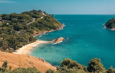 ผาหินดำ ภูเก็ต