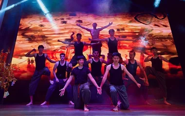 club med evening entertainment showtime